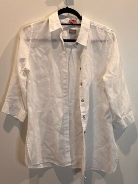 Chico's White Casual Button-Down Shirt